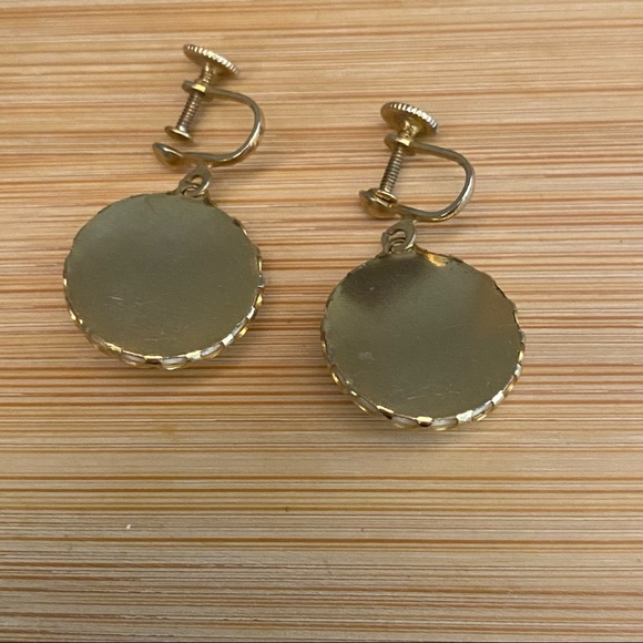Vintage Gold and White Clip-on (or Pierced ears) Earrings - Picture 4 of 8